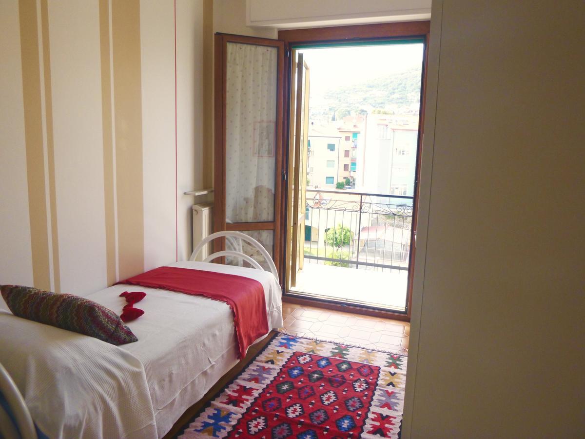 I Love Pietra Ligure Exterior foto